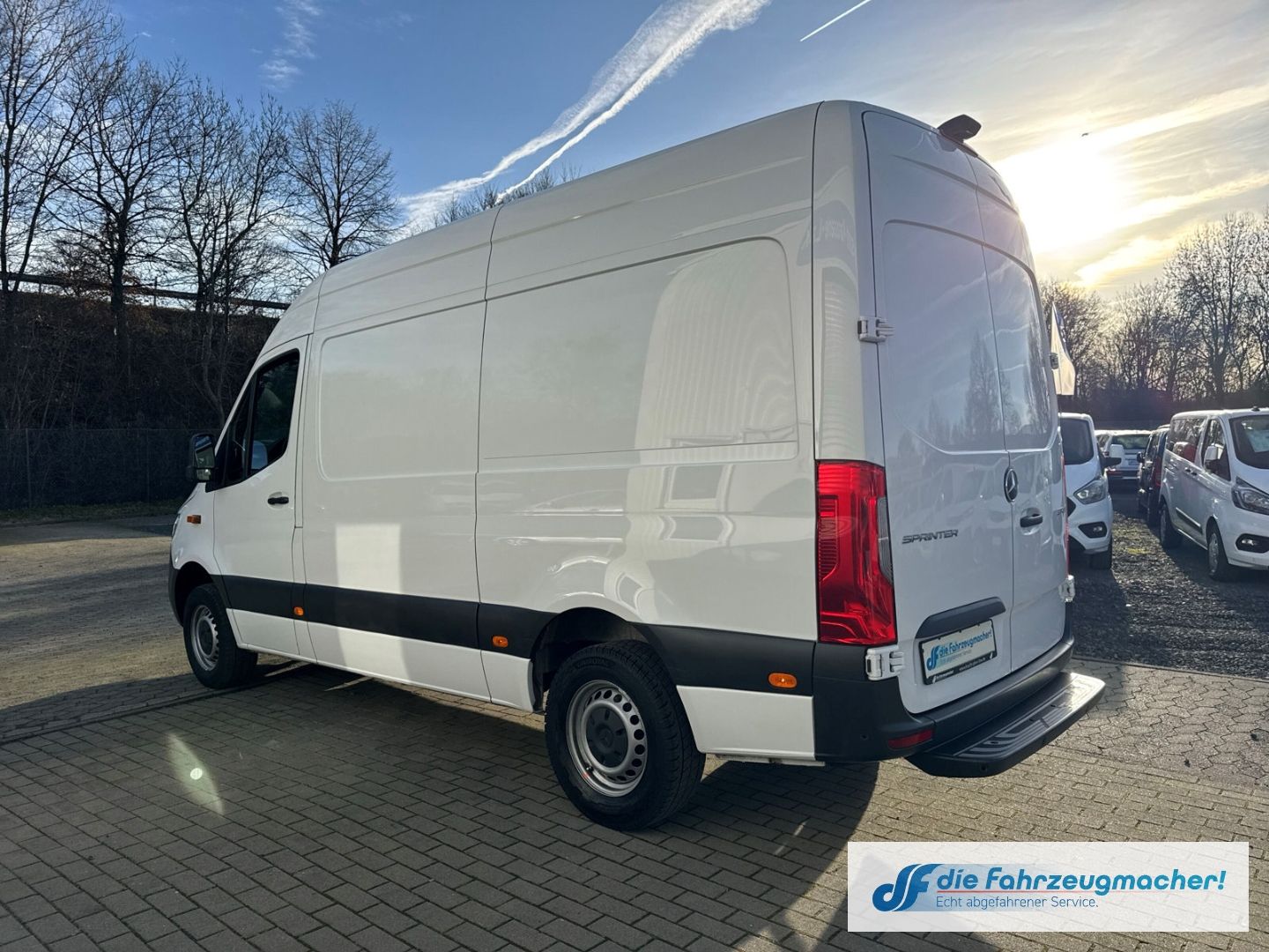 Fahrzeugabbildung Mercedes-Benz Sprinter III Kasten RWD AWD 317 CDI L2 Navi 360