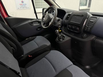 Opel Vivaro - 9