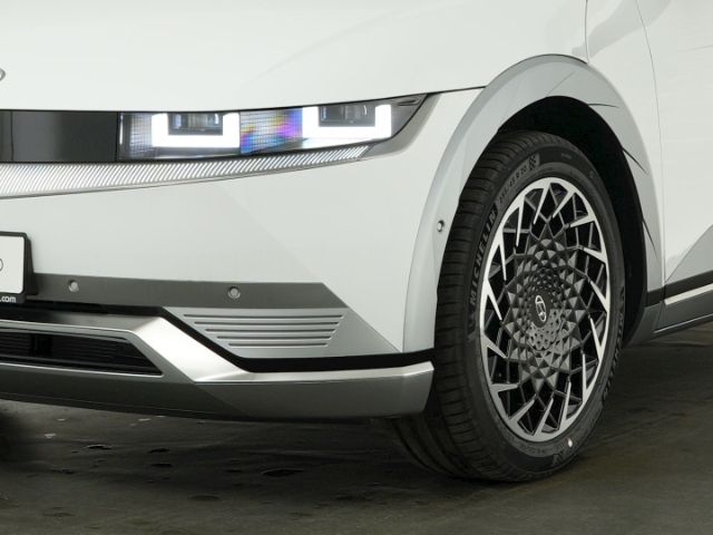 IONIQ 5 UNIQ 77,4kWh ALLRAD+VOLL LED+NAVI+360 GR