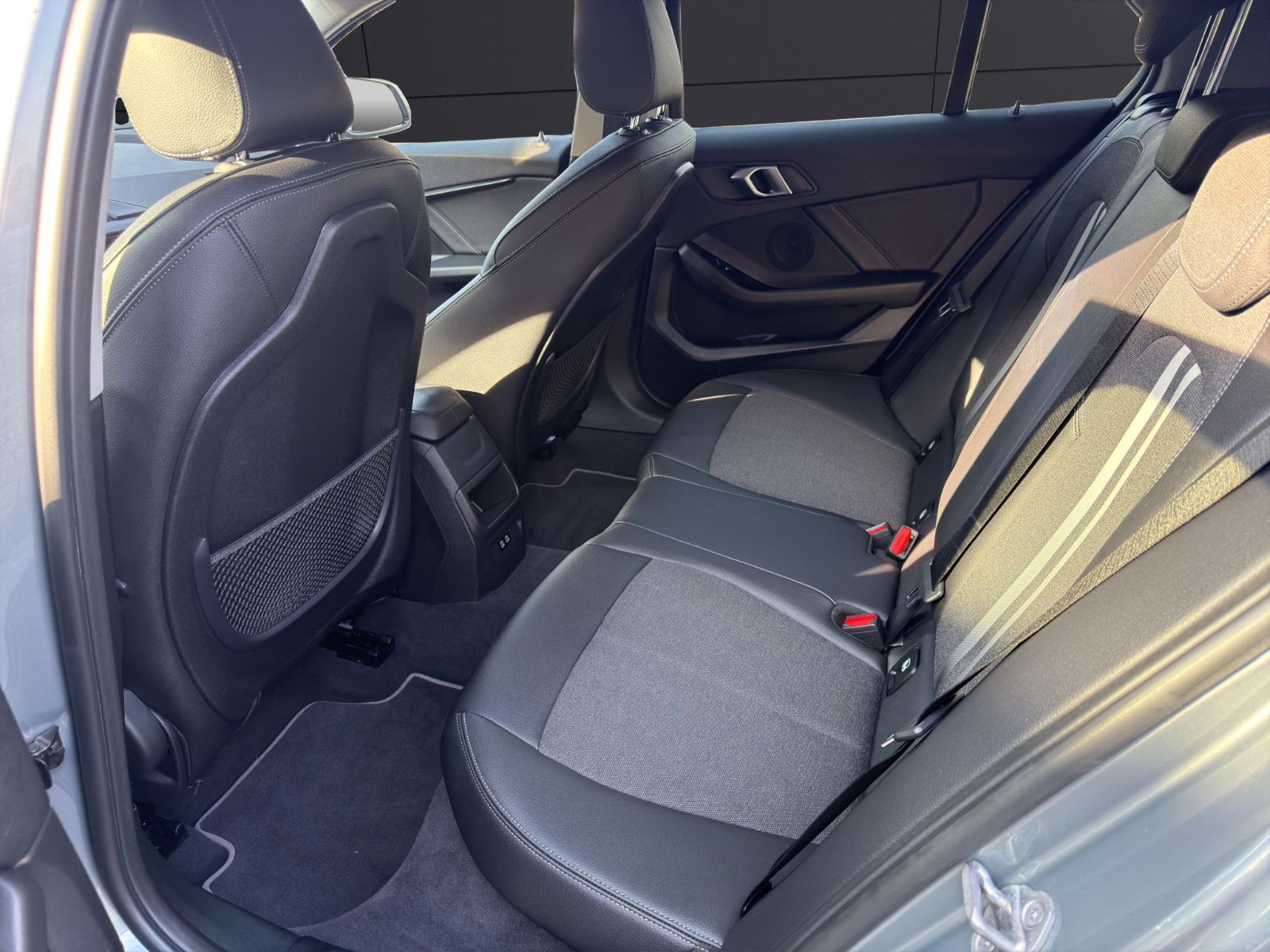 Fahrzeugabbildung BMW 116 i Sport Line/Winter Paket/Performance/Tempo