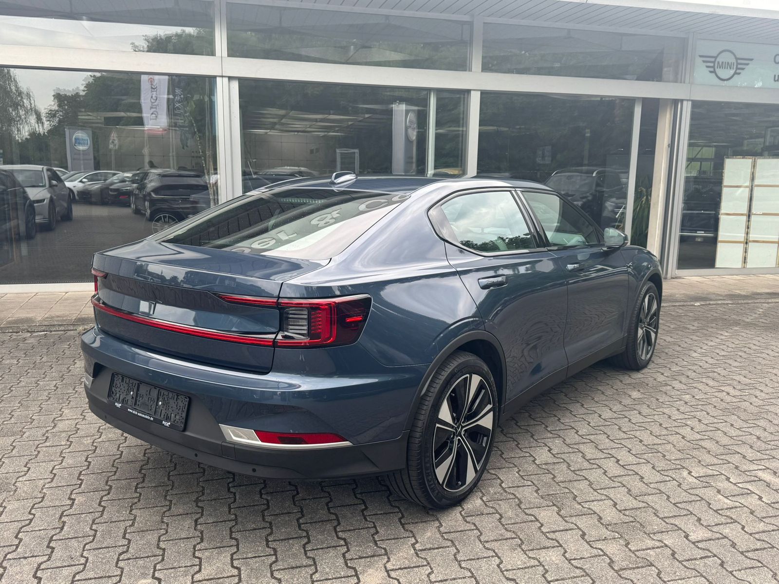 Fahrzeugabbildung Polestar 2 Long Range SM MEMO+LED+SHZ+ACC+DAB+360°+WP+19"