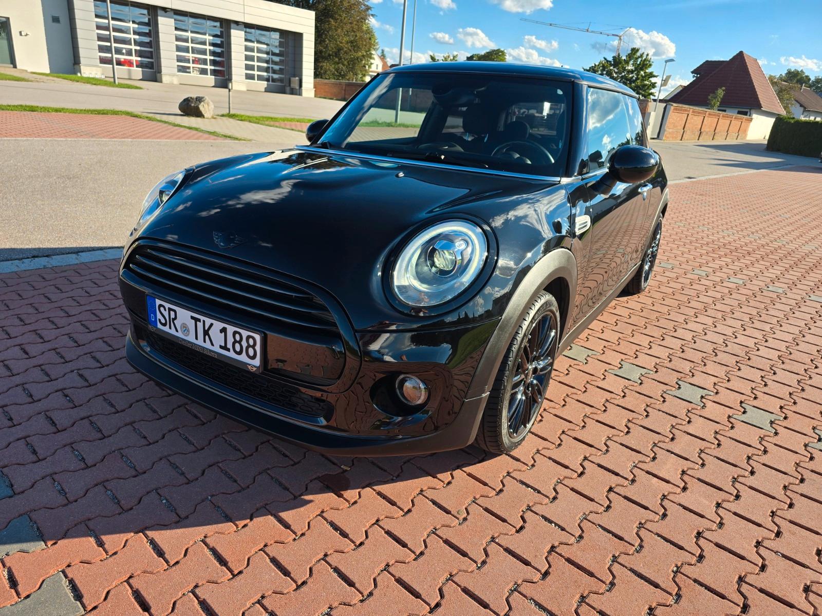 MINI ONE 1.2 F56, Business Paket, LED, Top Zustand!