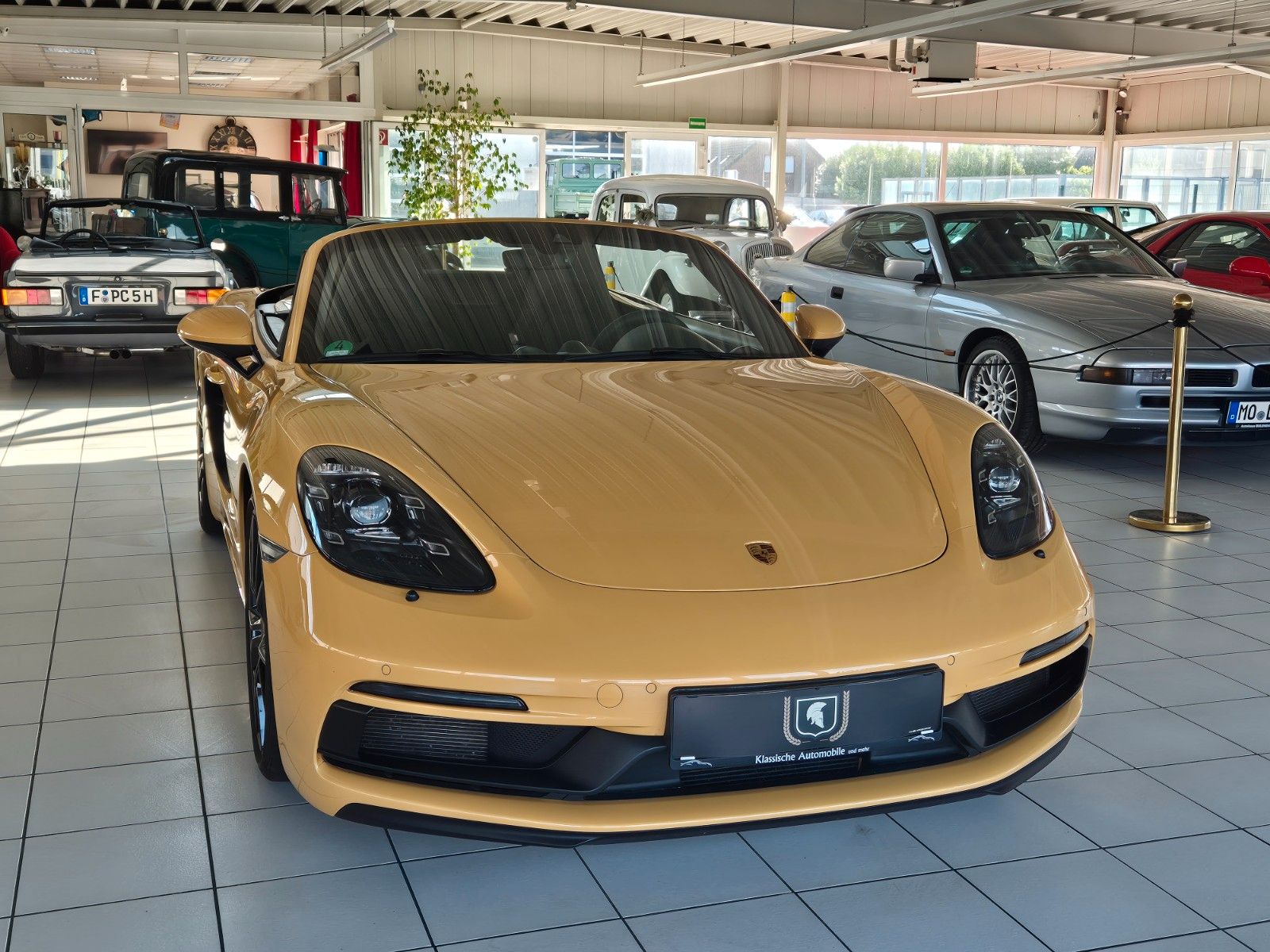 Fahrzeugabbildung Porsche Boxster GTS/Weltweites Farbunikat/Approved 2028
