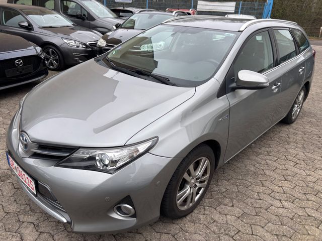 Toyota Auris Touring Sports Hybrid Executive