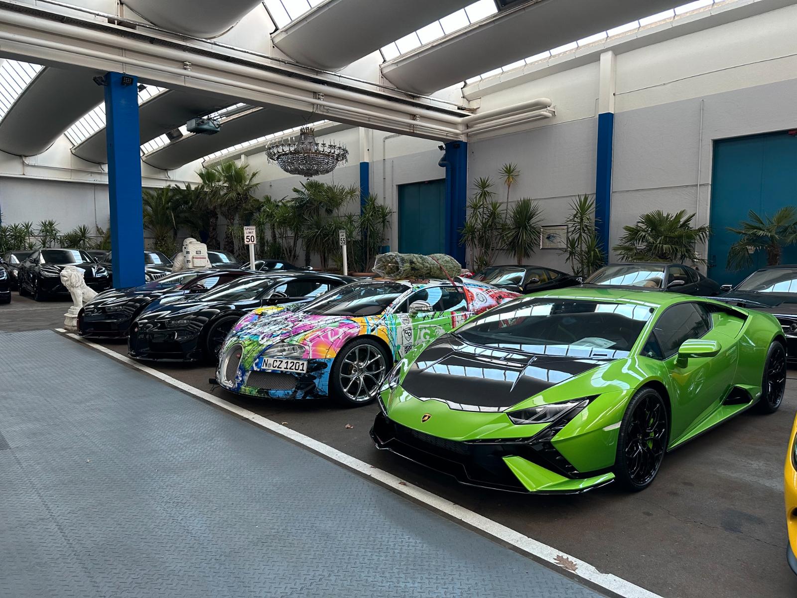 showroom-image-bottom