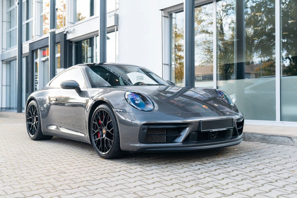 Porsche 992 Carrera 4 GTS/ MATRIX/ 18-WEGE/ LIFT/ BOSE Porsche 992 Carrera 4 GTS/ MATRIX/ 18-WEGE/ LIFT/ BOSE