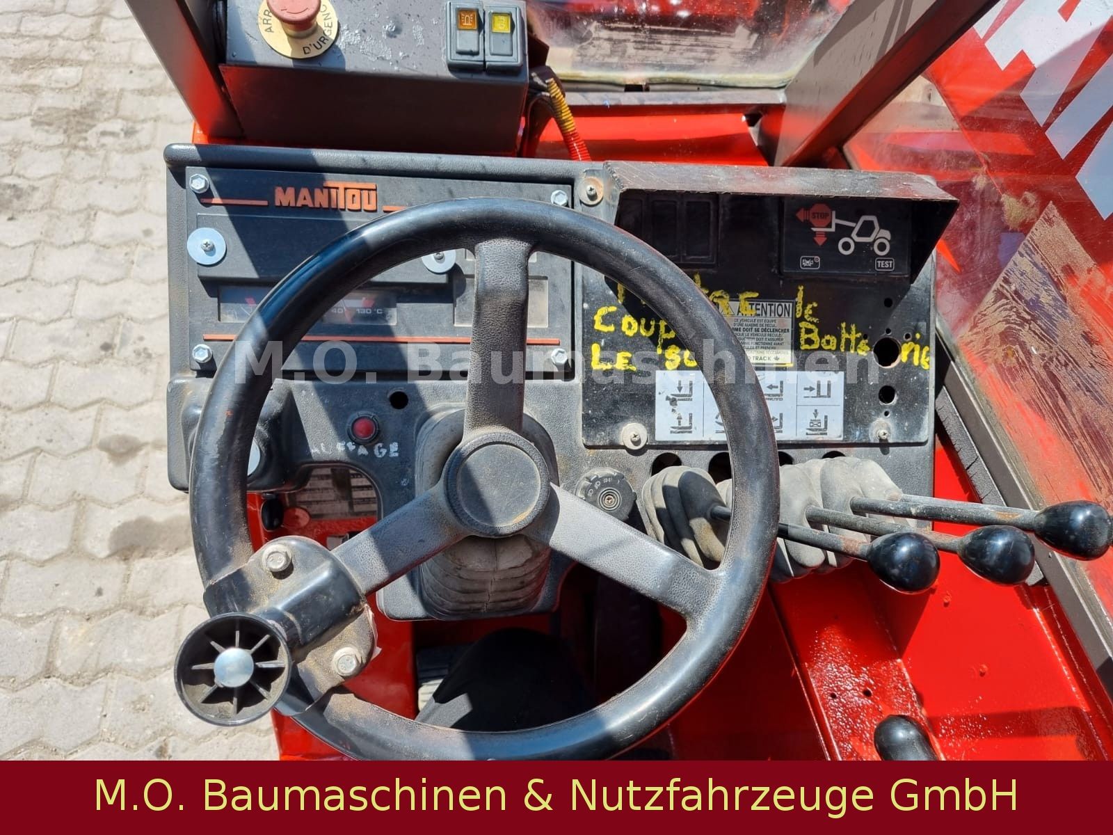 Fahrzeugabbildung Manitou BT 420 / SW /Gabel / 2 t / 4m / 4x4 /