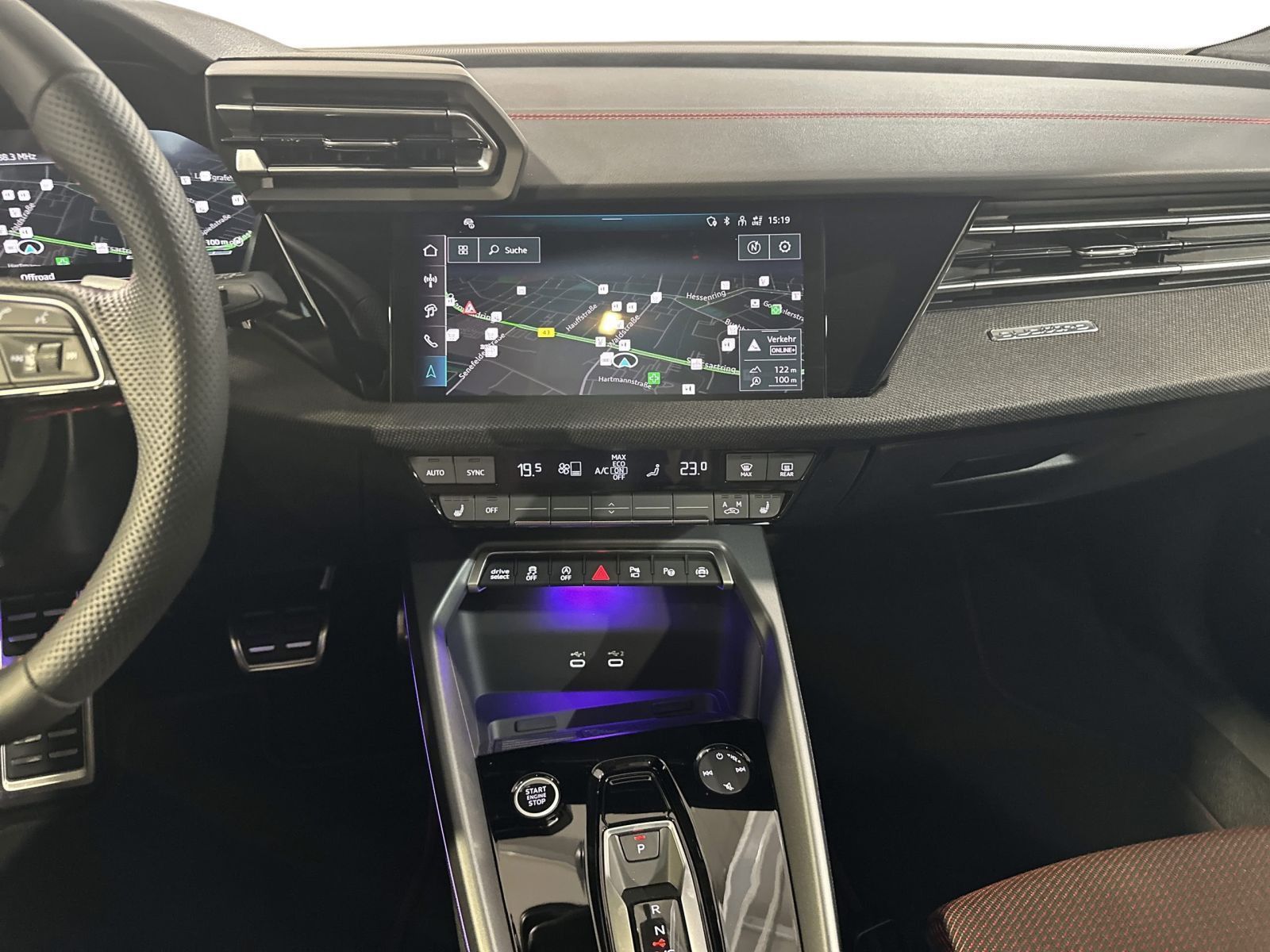 Audi A3 Sportback 40 TFSI QU S LINE PANO AHK HUD SONO foto 16