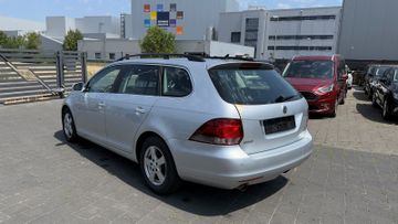 Volkswagen Golf - 4