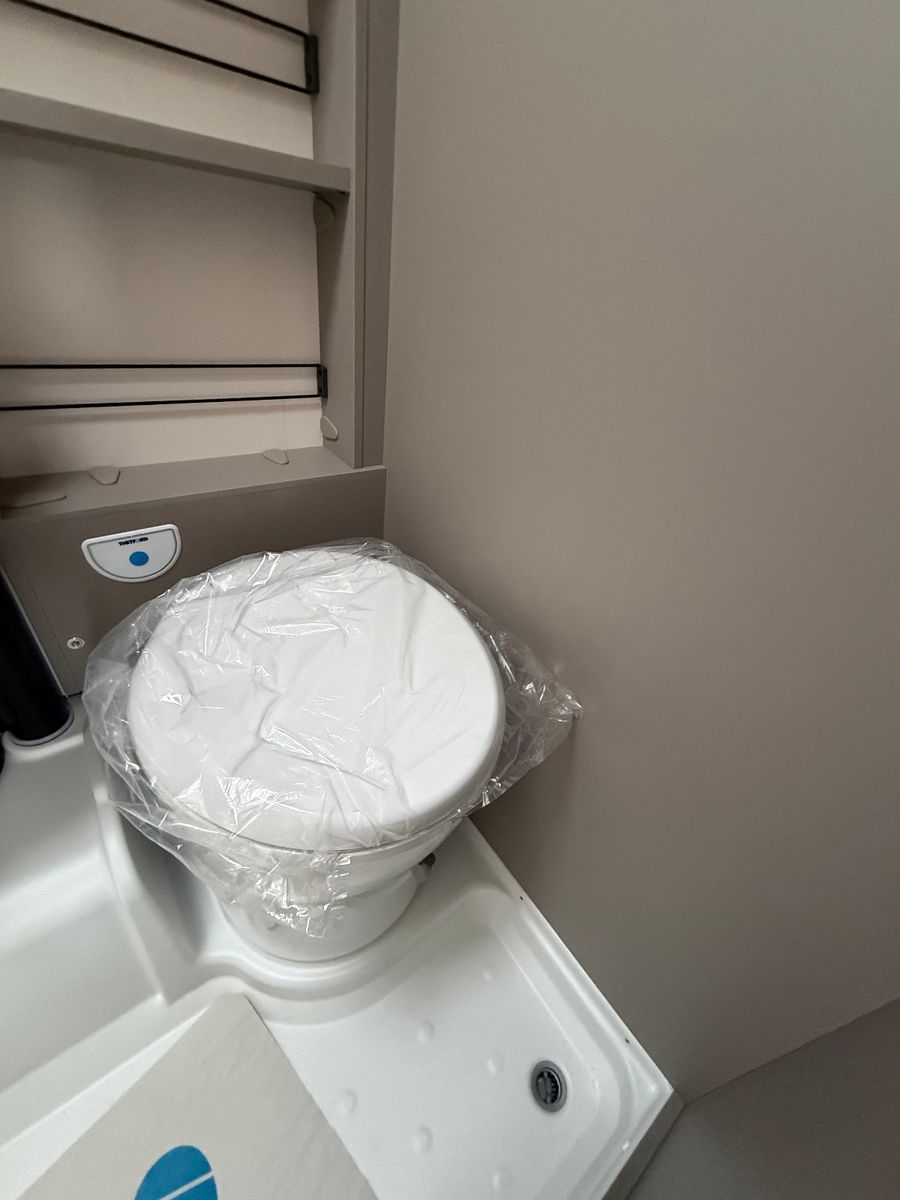 Fahrzeugabbildung LMC Tracer 670 V