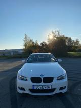 BMW 320i  /Cabrio - BMW 320 aus 2008: Coupe, 320i