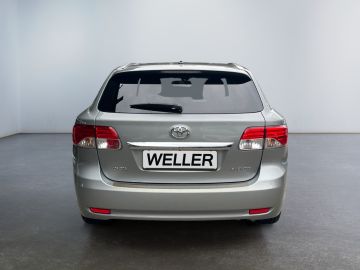Toyota Avensis - 6