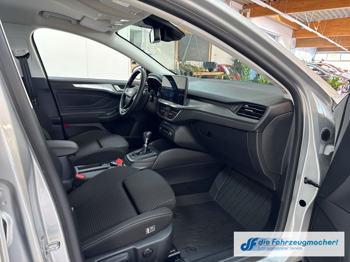 Fahrzeugabbildung Ford Focus Turnier Titanium 1.5 EcoBlue *Facelift*
