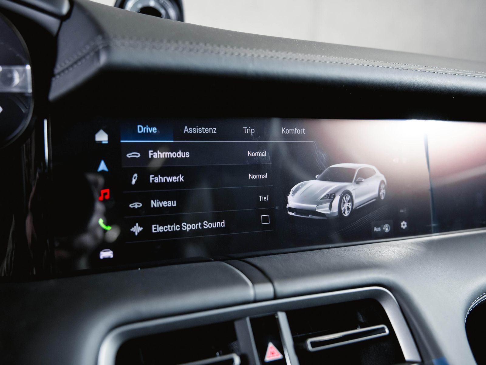 Porsche Taycan - Bild 36