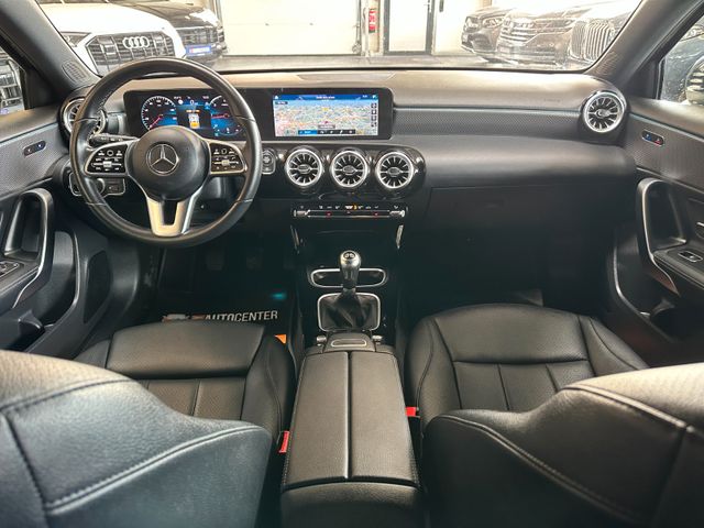 Mercedes-Benz A 180 *SitzBelüftungHZ*Spurhalte*Night*ACC*LED*