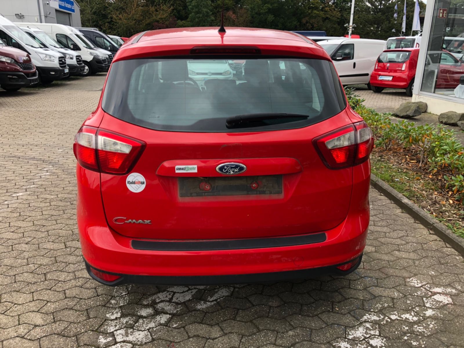 Fahrzeugabbildung Ford C-Max 1,6 Benzin 101PS C-MAX Trend Export