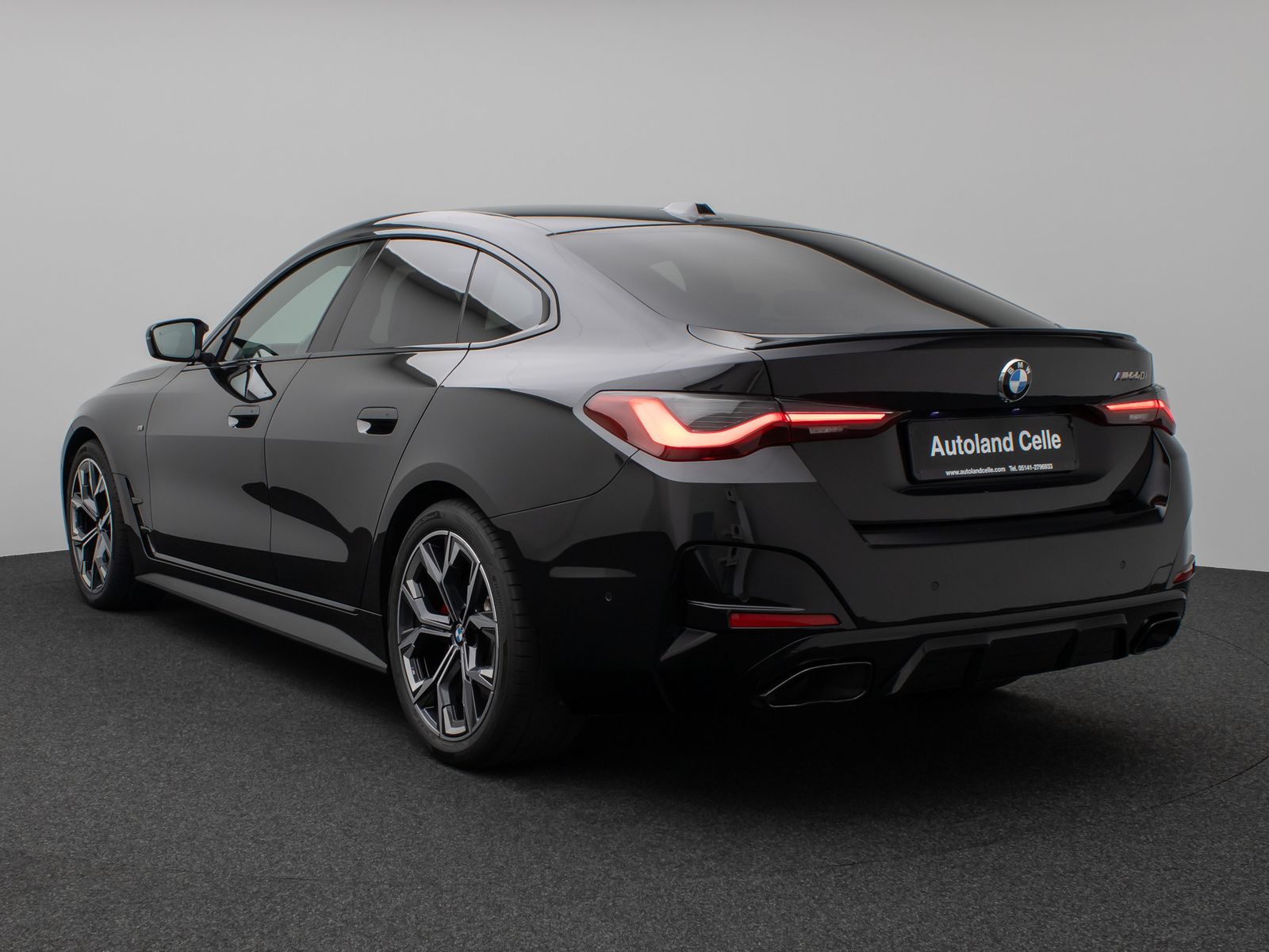 Fahrzeugabbildung BMW M440i Gran Coupé Kamera Glasdach HUD DAB H/K 19"