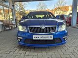 Skoda Octavia Combi RS 2.0TDI NAVI/XENON/PDC/LEDER - Skoda Octavia: Blau, RS