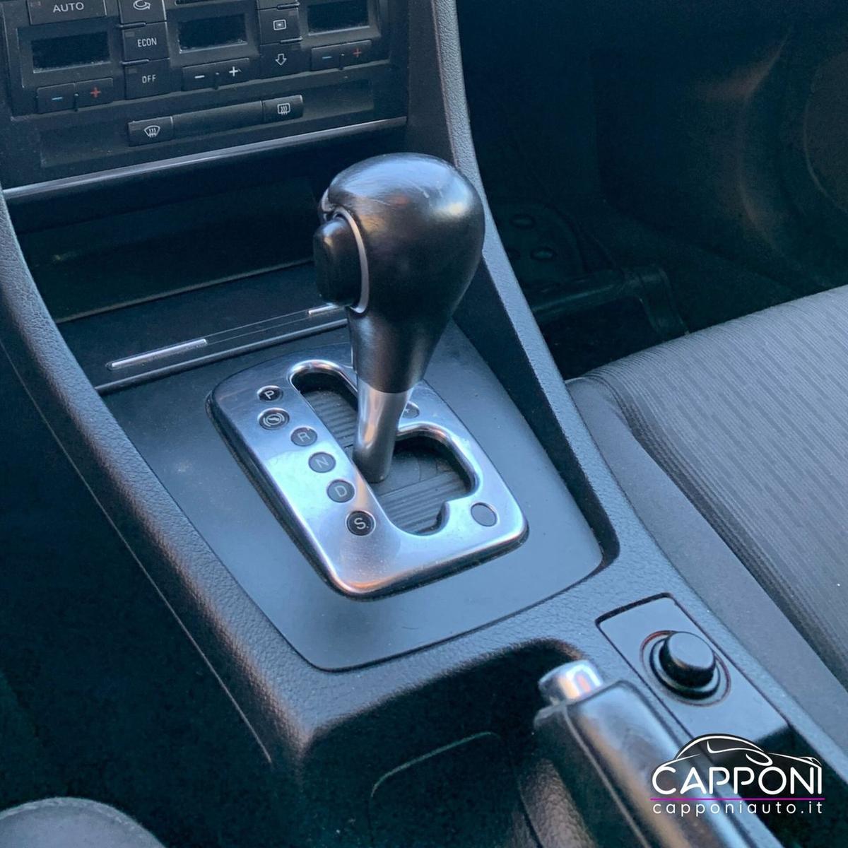 Audi A4 2006 — photo 9