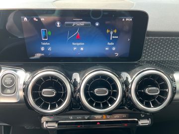 Mercedes GLB 180 - 8