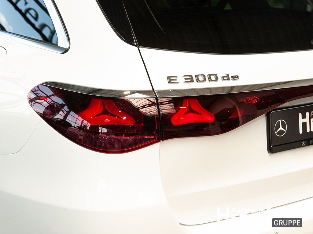 Mercedes-Benz E 300 T de 4M+AVANTGARDE+AHK+360°+DIDITAL+19"+ foto 14