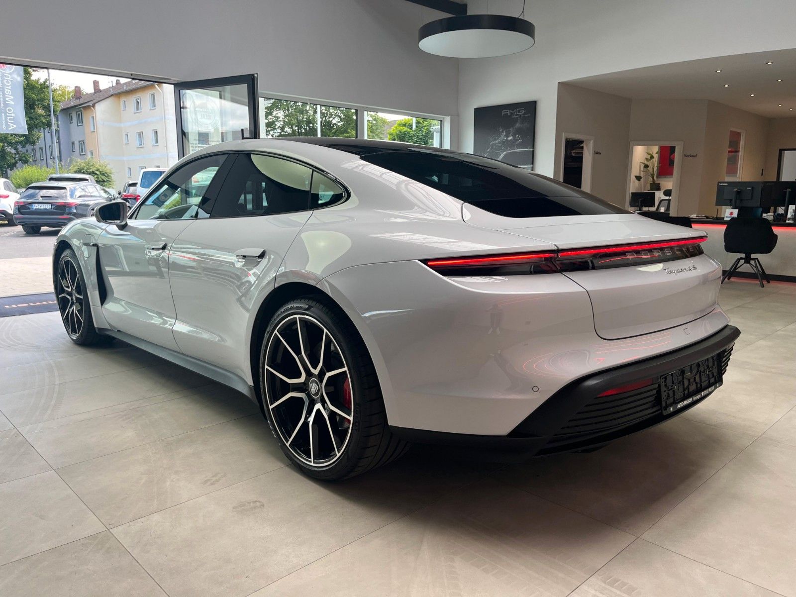 Fahrzeugabbildung Porsche Taycan 4S Plus*Chrono*Apprvd.*Pano*360°*HUD*Bose