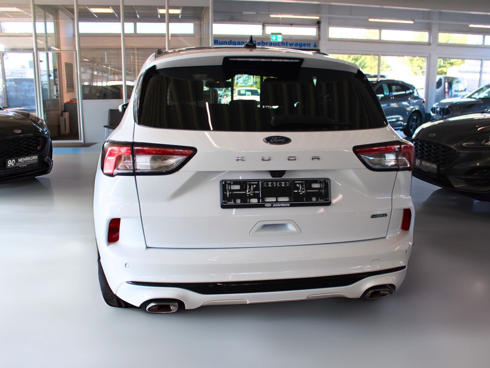 Fahrzeugabbildung Ford Kuga 2.5 PHEV ST-Line X Aut. AHK PANO ACC uvm.