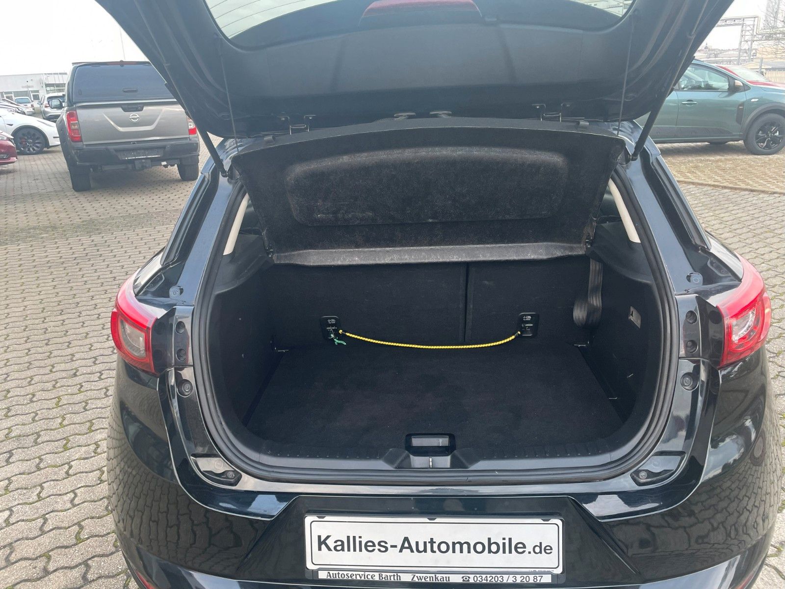 Fahrzeugabbildung Mazda CX-3 Exclusive-Line