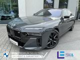 BMW i7 M70 xDrive M Sport || TheatreScreen Massage - BMW i7 in Duisburg
