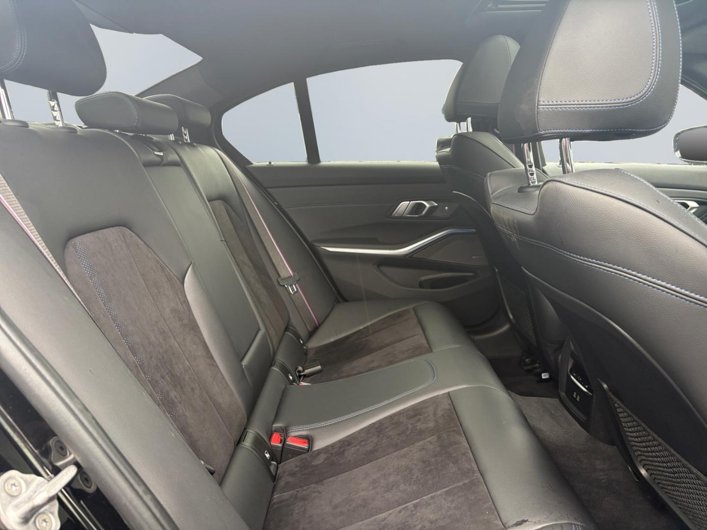 BMW 330 e Lim. M Sport *Laser*HuD*Harman*AHK*Kamera*