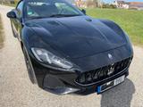 Maserati GranCabrio 4.7 V8 MC Automatik Sommerfahrzeug - Maserati GranCabrio: Von Privat
