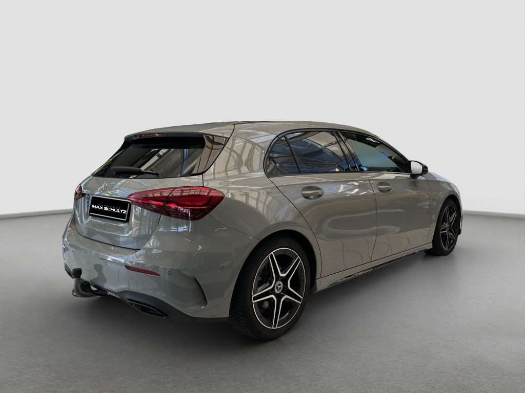 Fahrzeugabbildung Mercedes-Benz A 200 Kompaktlimousine AMG*NIGHT*SpH*AHK*LED*PDC