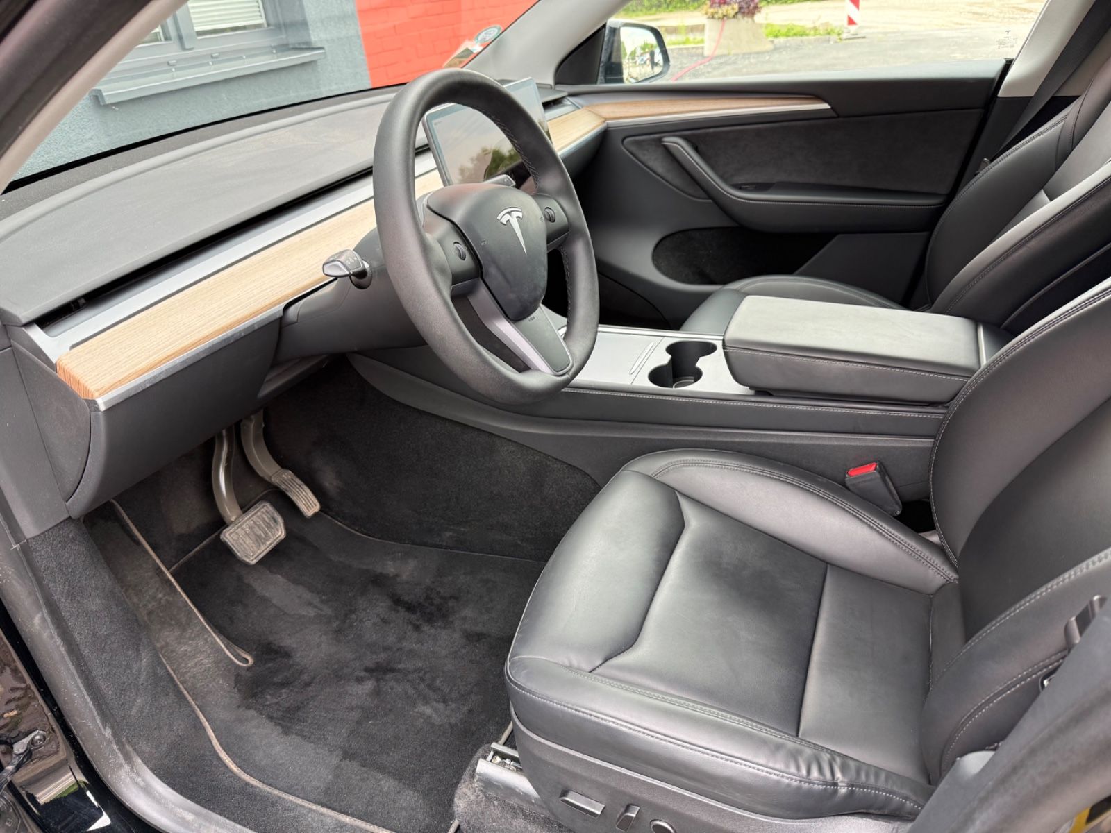 Tesla Model Y SR RWD | 8FACH| Neu TüV | Garantie Tesla foto 9