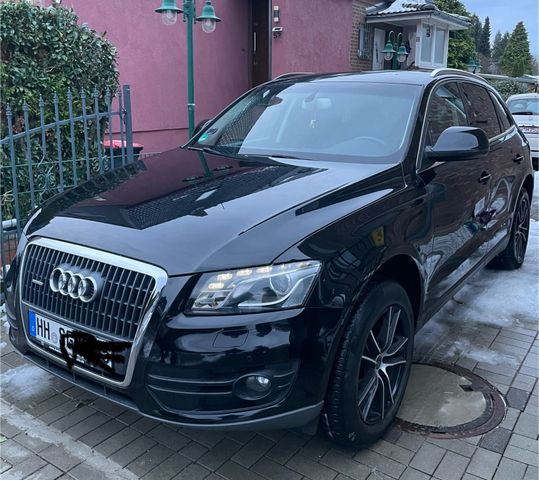 Audi Q5 2.0 TDI quattro -