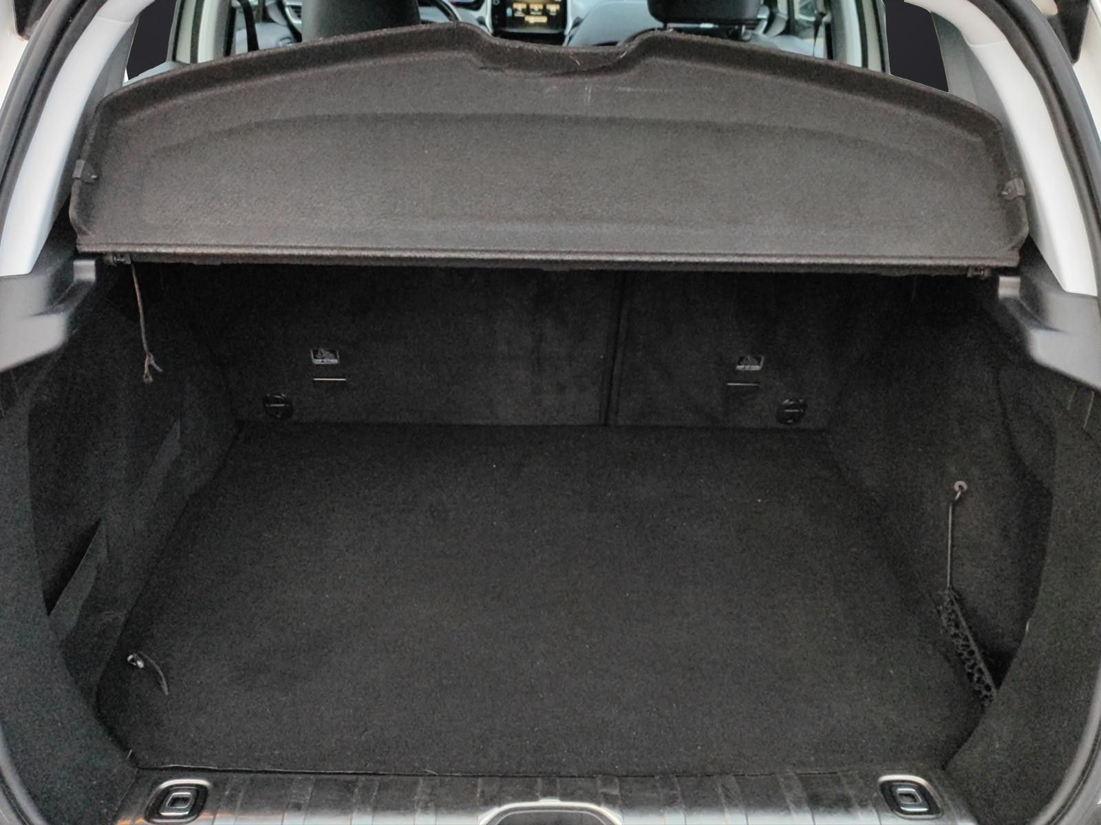 Fahrzeugabbildung Peugeot 2008 Allure*Automatik*Navi*Blth*LED*