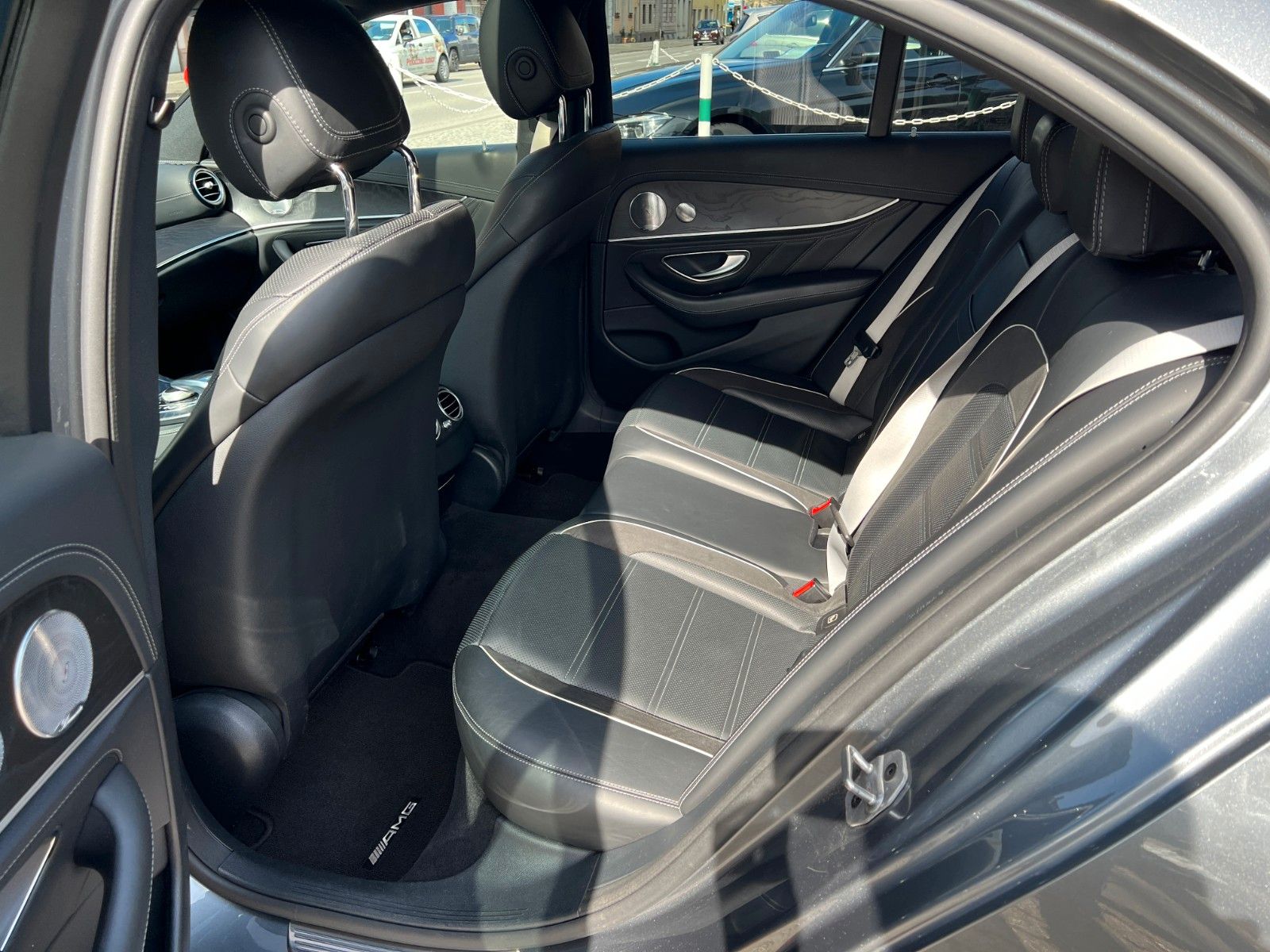 Fahrzeugabbildung Mercedes-Benz E 63 AMG S 4-MATIC 1-HAND SD KLAPPE DRIVERS PACK