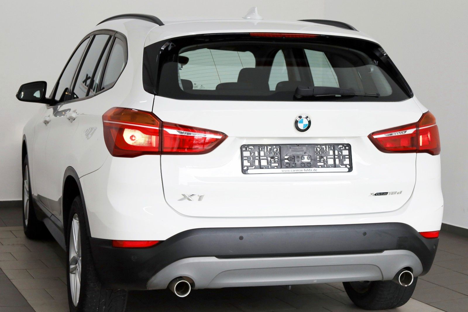 Fahrzeugabbildung BMW X1 xDrive 18dA Navi,SH,PDC,SR+WR
