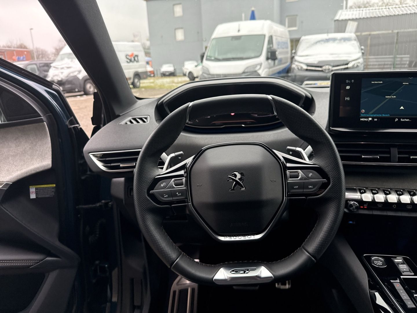 Fahrzeugabbildung Peugeot 3008 Hybrid 136 GT Navi Digitales Cockpit LED AC