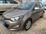 Hyundai i20 1.4 Style*Aut*Klima*PDC*Freispr*Alus*TÜV NEU - Hyundai i20: 1.4