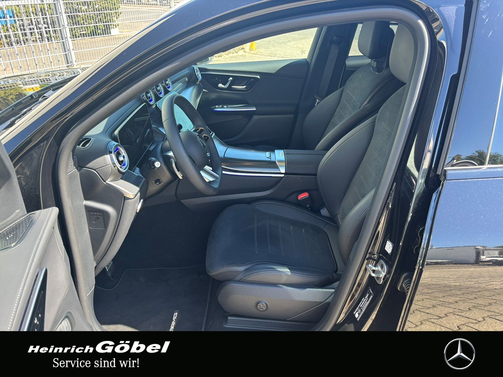 Fahrzeugabbildung Mercedes-Benz GLC 220 d 4M Coupé AMG*DISTRONIC*MEMORY*PANO*AHK