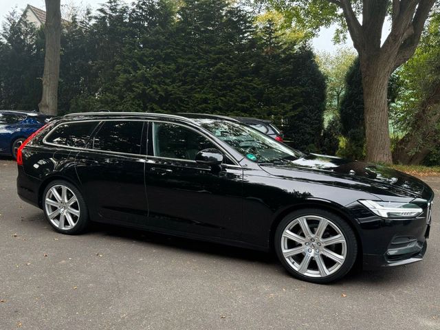 Volvo V90 D3 Momentum