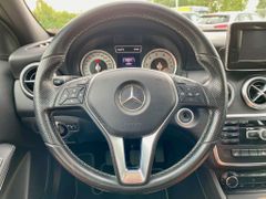 Fahrzeugabbildung Mercedes-Benz A 200 Urban KLIMA SHZ KAMERA PDC AHK ALLWETTER