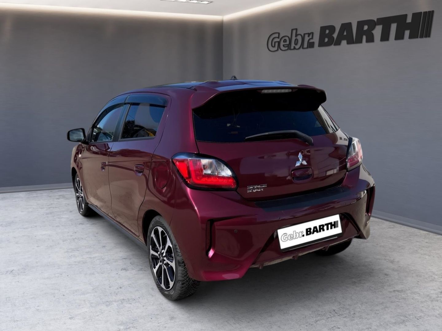 Fahrzeugabbildung Mitsubishi Space Star Top LED Automatik Apple CarPlay Klima