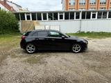 Mercedes-Benz A 200 d 4MATIC DCT -