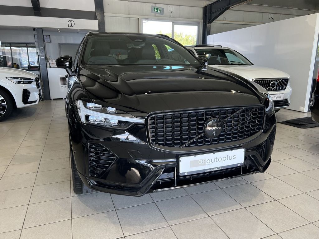 Volvo XC60 T6 Plus Black Edition Recharge AWD AHK 360°