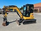CAT 302.7 CR - Cat 302