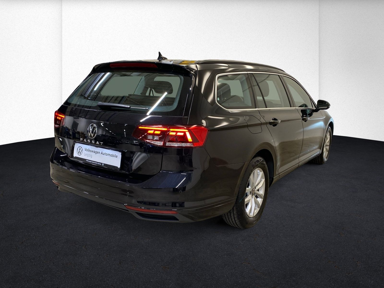 Volkswagen Passat - Bild 2