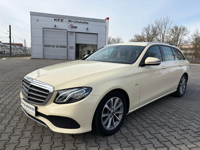 MERCEDES-BENZ E 200d KOMBI NAVI PDC 9G SPT03 TAXAMETER TAXI