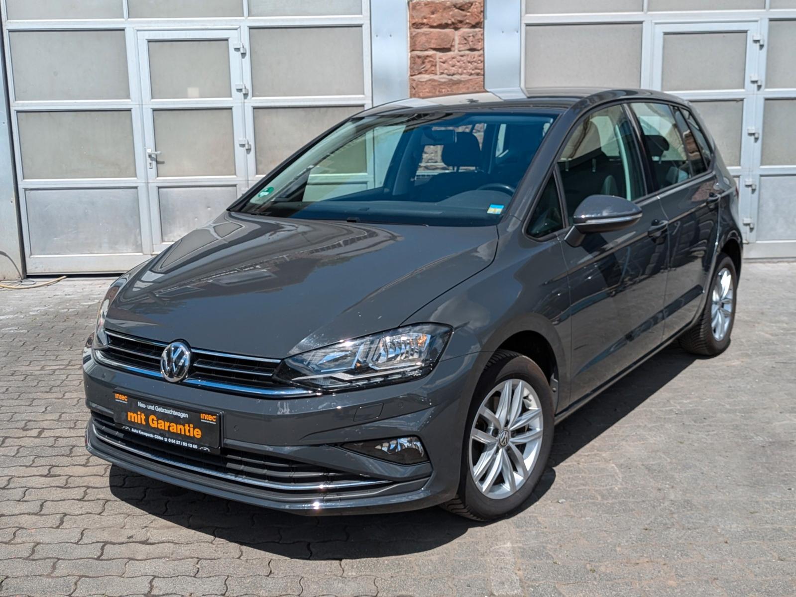 Volkswagen Golf Sportsvan / DSG / PDC