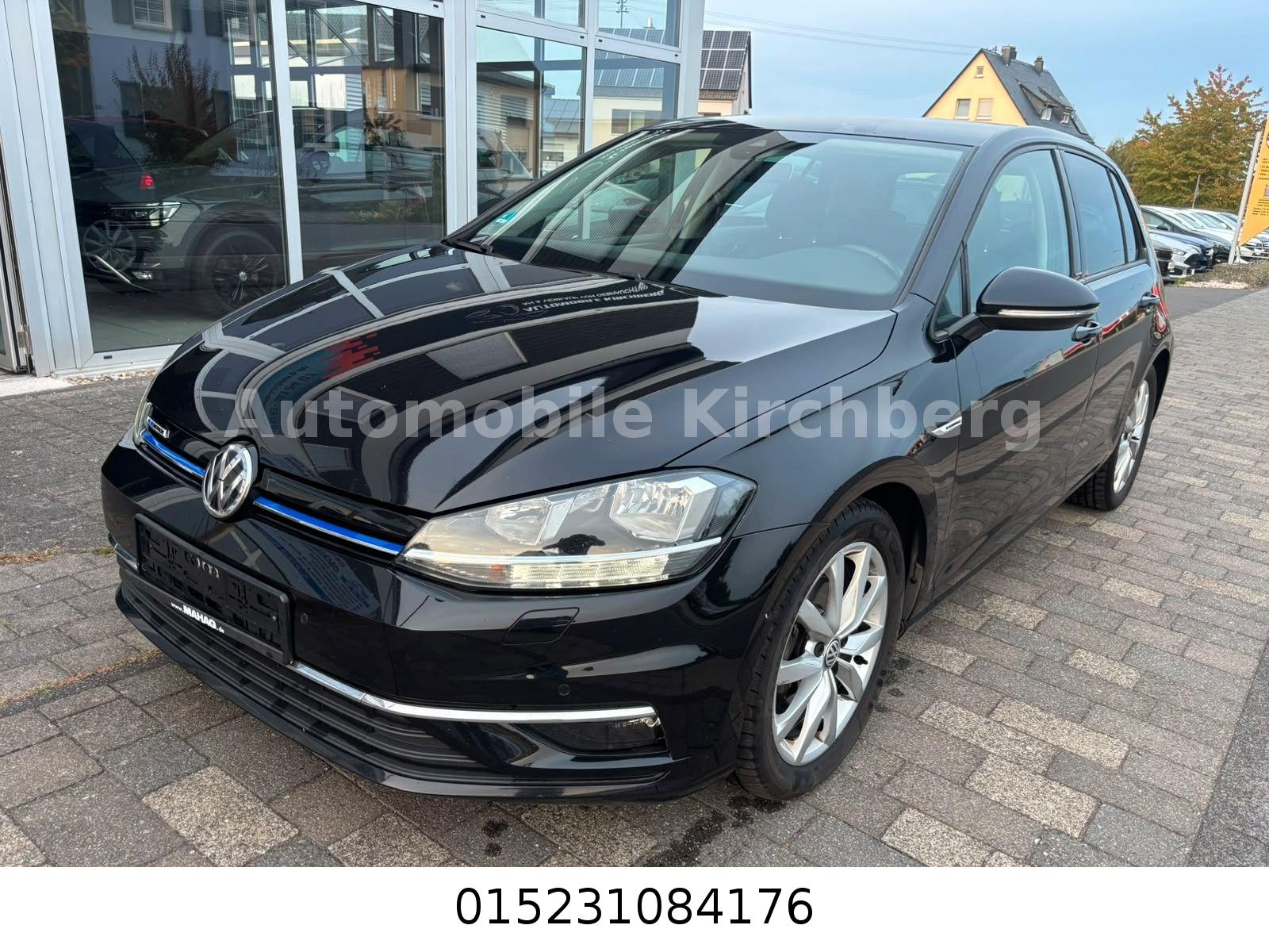 Volkswagen Golf VII Lim. IQ.DRIVE BlueMotion+Navi+Klima+2Hd